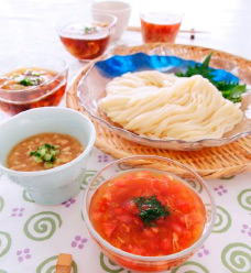 つけつゆ3種で楽しむ冷やしうどん