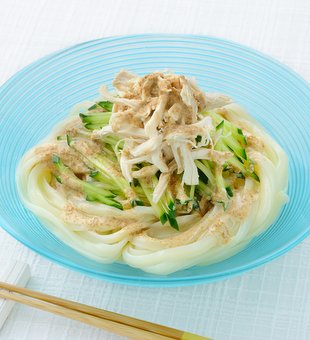 バンバンジー風ごまだれうどん