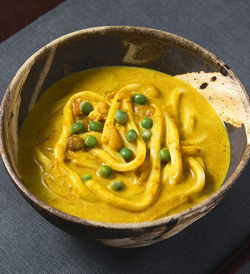 〈黄色い〉クリーミーカレーうどん