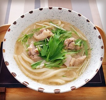 鶏と水菜のごま汁うどん