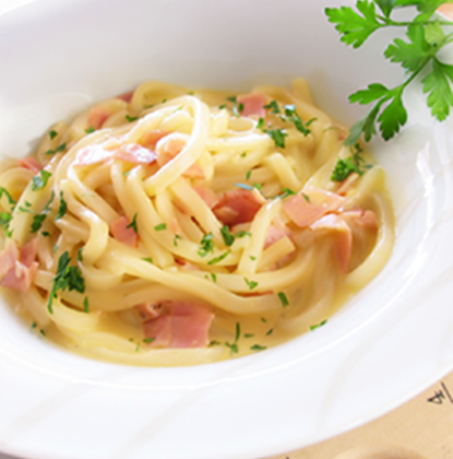うどんカルボナーラ