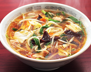 「サンマー麺」は、「秋刀魚麺」ではなく「生馬麺」